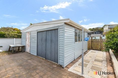 Photo of property in 51 Beach Road, Waihi Beach, 3611