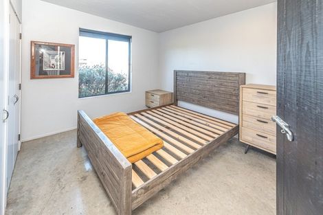 Photo of property in 21 Golf Vue Place, Castlecliff, Whanganui, 4501