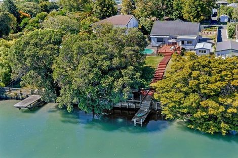 Photo of property in 82 Stout Street, Whataupoko, Gisborne, 4010