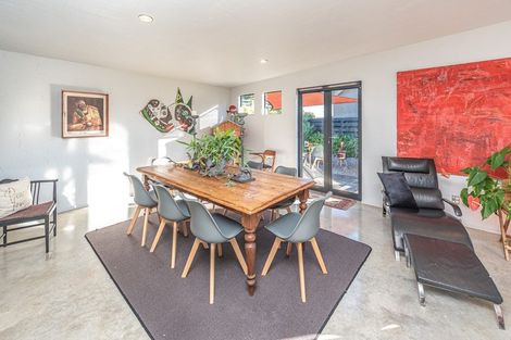 Photo of property in 21 Golf Vue Place, Castlecliff, Whanganui, 4501