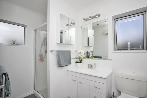 Photo of property in 16 Hoffman Court, Waikiwi, Invercargill, 9810