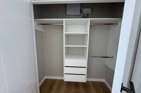 Photo of property in 42 Manu Place, Pinehill, Auckland, 0632