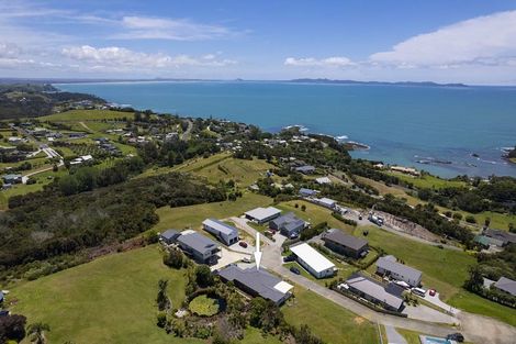 Photo of property in 31 Eagles Way, Cable Bay, 0420