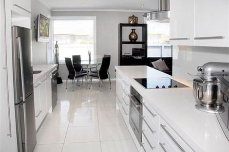 Photo of property in 2 Cashel Street, South Dunedin, Dunedin, 9012