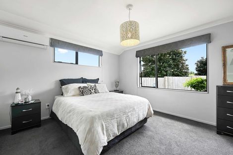 Photo of property in 16 Palm Grove Drive, Western Heights, Hamilton, 3200