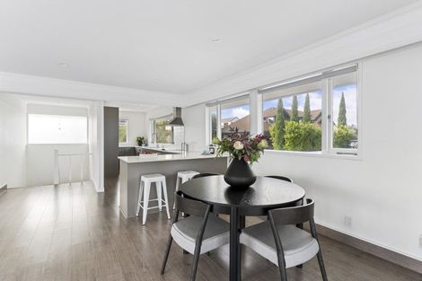 Photo of property in 81a Stanley Point Road, Stanley Point, Auckland, 0624