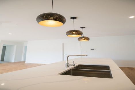 Photo of property in 42 Taikura Avenue, Red Beach, 0932