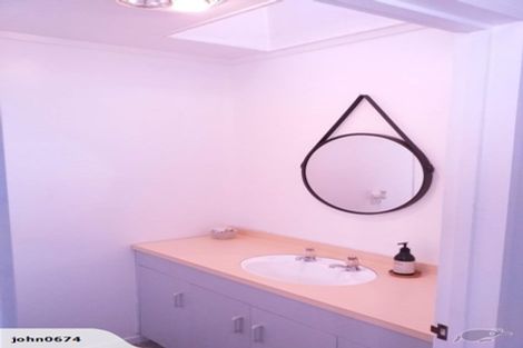 Photo of property in 60 Athenree Road, Athenree, Katikati, 3177