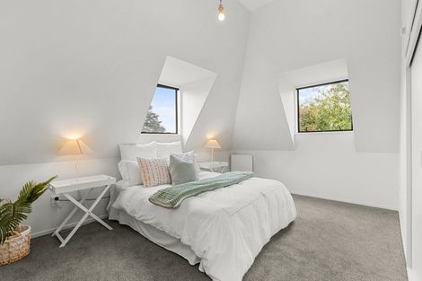 Photo of property in 31 Dovedale Avenue, Ilam, Christchurch, 8041