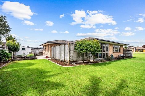 Photo of property in 11 Conifer Grove, Te Kamo, Whangarei, 0112
