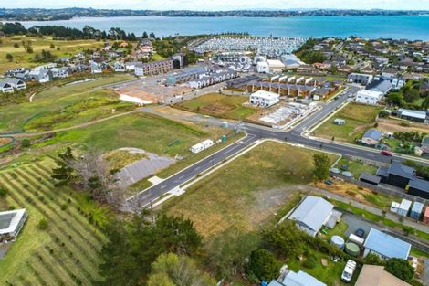Photo of property in 4 Seventh View Avenue, Beachlands, Auckland, 2018