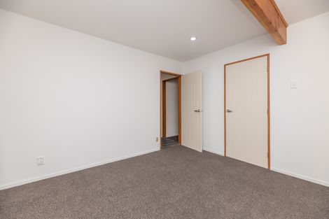 Photo of property in 2a Wainoni Road, Wainoni, Christchurch, 8061