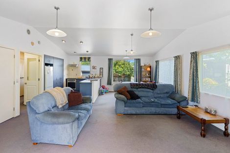 Photo of property in 268a Mill Road, Otaki, 5512