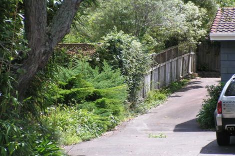 Photo of property in 1/25 Onepoto Road, Hauraki, Auckland, 0622