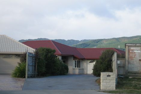 Photo of property in 21 Millennium Hill, Paraparaumu, 5032