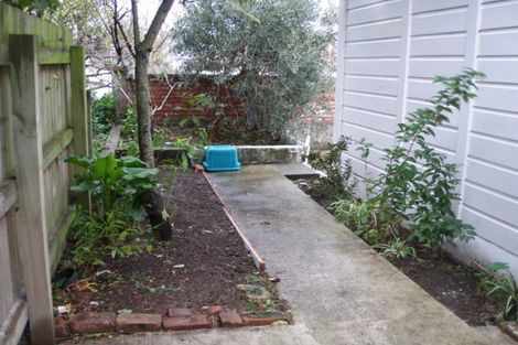 Photo of property in 55 Scarborough Terrace, Mount Victoria, Wellington, 6011