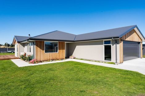 Photo of property in 7 Aoraki Crescent, Twizel, 7901