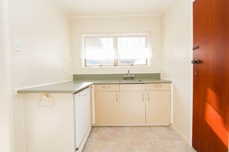 Photo of property in 39 Chedworth Avenue, Chedworth, Hamilton, 3210