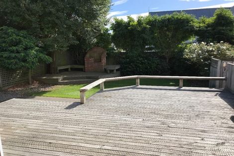 Photo of property in 38b Avonhead Road, Avonhead, Christchurch, 8042