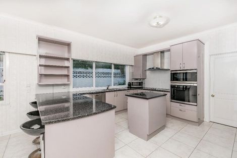 Photo of property in 78 Becroft Drive, Forrest Hill, Auckland, 0620