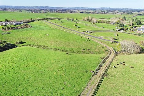 Photo of property in 107 Laing Road, Karaka, Papakura, 2580