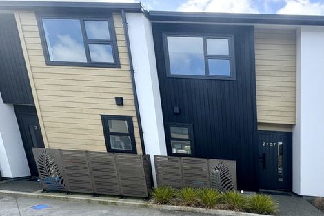 Photo of property in 2/37 Sladden Street, Naenae, Lower Hutt, 5011