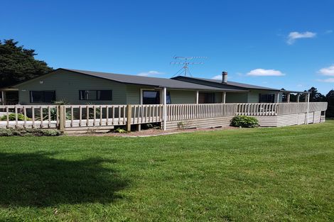 Photo of property in 288 Waiuku Road, Puni, Pukekohe, 2678