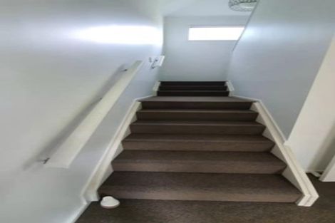 Photo of property in 48 Tauhinu Road, Greenhithe, Auckland, 0632