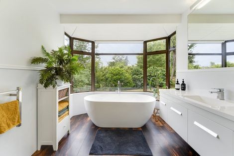 Photo of property in 10 Hewetson Road, Upper Moutere, 7175