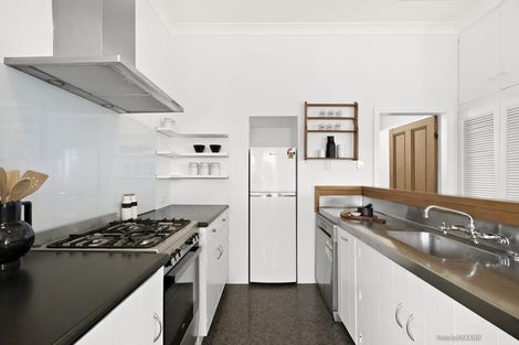 Photo of property in 45 Reuben Avenue, Brooklyn, Wellington, 6021