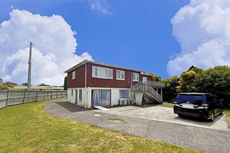 Photo of property in 12 Rathgar Road, Henderson, Auckland, 0610