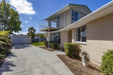 Photo of property in 6 Birdling Place, Halswell, Christchurch, 8025