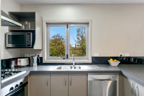 Photo of property in 2/18 Frederick Street, Two Mile Bay, Taupo, 3330