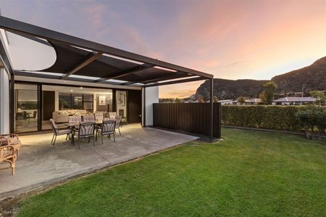 Photo of property in 5 Poppy Lane, Albert Town, Wanaka, 9305
