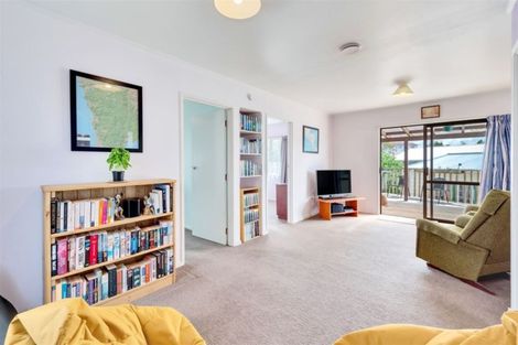 Photo of property in 6 Don Buck Road, Massey, Auckland, 0614