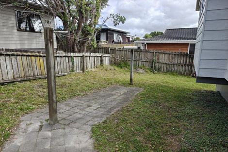 Photo of property in 1/127 Spinella Drive, Bayview, Auckland, 0629