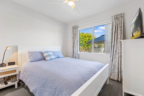 Photo of property in 11 Kamahi Crescent, Papamoa Beach, Papamoa, 3118