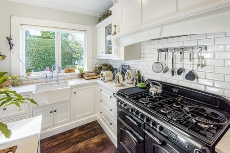 Photo of property in 58a Church Street, Devonport, Auckland, 0624