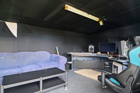 Photo of property in 181 Bowhill Road, New Brighton, Christchurch, 8083