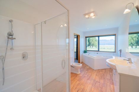 Photo of property in 454b Te Anau Milford Highway, Te Anau, 9679