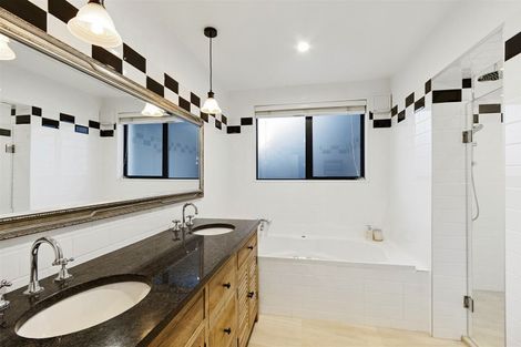 Photo of property in 39 Overdale Drive, Cashmere, Christchurch, 8022