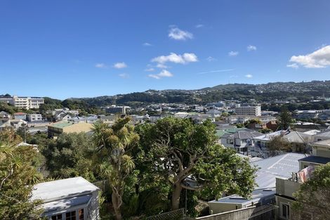 Photo of property in 6/4 Scarborough Terrace, Mount Victoria, Wellington, 6011