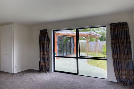 Photo of property in 2/4 Betwin Avenue, Sockburn, Christchurch, 8042