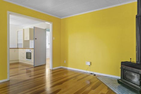 Photo of property in 15 Waitahanui Avenue, Taupo, 3330