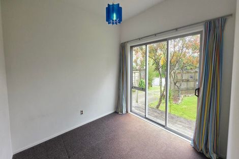 Photo of property in 12 Rimutaka Street, Paraparaumu, 5032