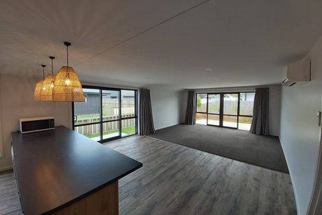 Photo of property in 35 Cheltenham Road, Lower Shotover, Queenstown, 9304