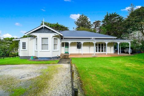 Photo of property in 17 Mudgeways Road, Massey, Auckland, 0614
