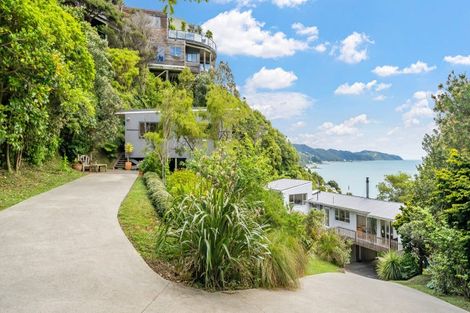 Photo of property in 129 Marine Drive, Sorrento Bay, Lower Hutt, 5013