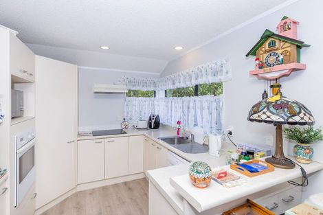 Photo of property in 115 Oakridge Grove, Flagstaff, Hamilton, 3210