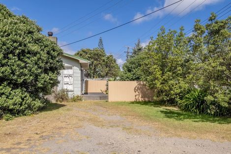 Photo of property in 40 Field Way, Waikanae Beach, Waikanae, 5036
